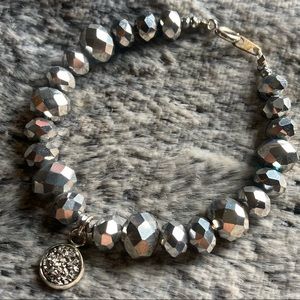 New Metallic Silver Cut Faceted Glass Bracelet with Titanium Druzy Charm
